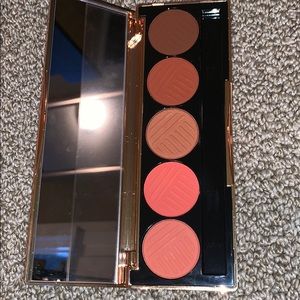 Sassy siennas dose of colours eyeshadow palette